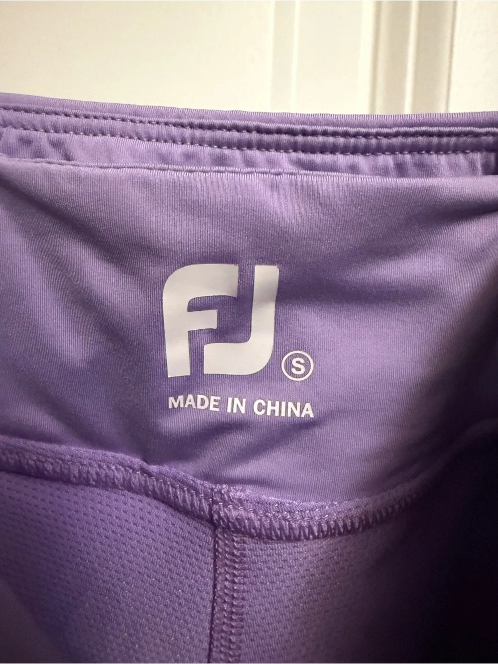 FootJoy Women’s golf skirt / Skort with Flared Layers / size small / purple